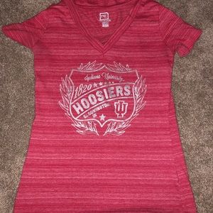 IU short sleeve